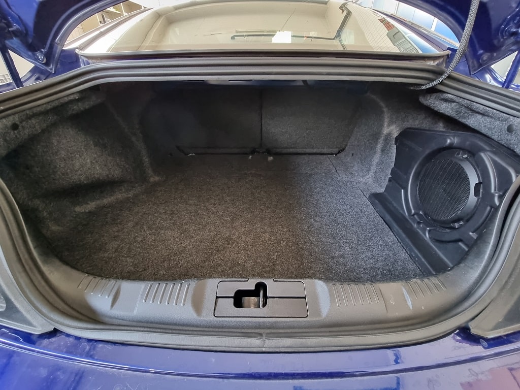 Ford Mustang GT Kofferraum-min